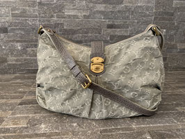 Louis Vuitton Monogram Denim Slightly in Grau