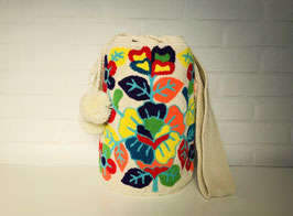 FLORELIA Mochila bag handcrafted by Colombian Wayuu women