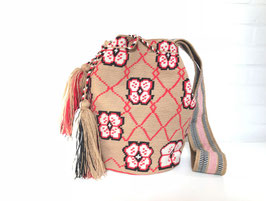 FLORA Mochila bag handcrafted by Colombian Wayuu women