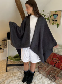 Alpaca cape - 100% Baby Alpaca