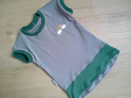 windelfreies T-Shirt, extra lang, Wolle, 68/74, "Regenbogen auf grau"