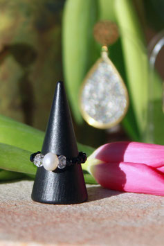 RING . 01