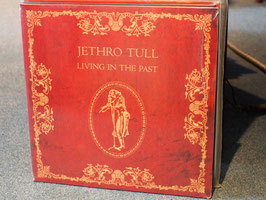 Jethro Tull-Living in the Past