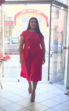 Abito curvy elegante in jersey magenta