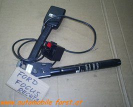 Ford Focus Gurtstraffer rechts 98ABA61208BF