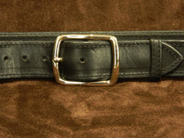 Ceinture 40 mm et solide boucle chromée
