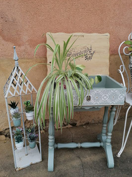 Couturière ou meuble d'appoint