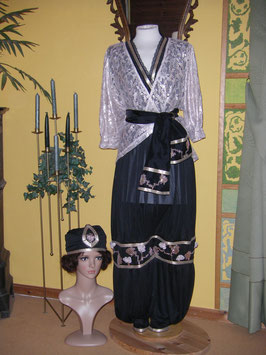 J31 - Kleid im orientalischen Stil (1912ff.)