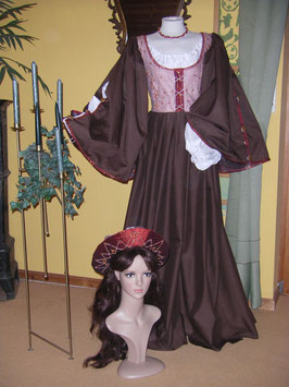 ReI6 - Kleid von 1526