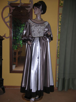 ReI4 - Kleid der Borgia-Ära