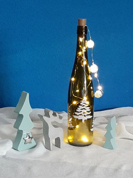 beleuchtete Flasche Bäume