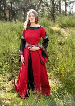 Edles Mittelalterkleid, Bliaut Josephine, rot/schwarz