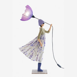 Skitso Figurenlampen Rosemary – Handgefertigte Design-Lampe aus Holz & Stoff