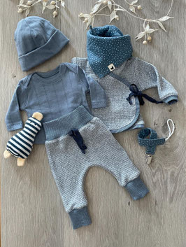 Coming-Home Outfit