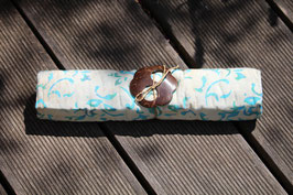 Sarong pudrige cremefarben mit Ornamenten in türkis-blau-grün Verläufen
