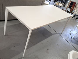 "BoConcept" Designer White 6 Seater Dining Table