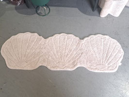 Long Seashells Bathroom Mat
