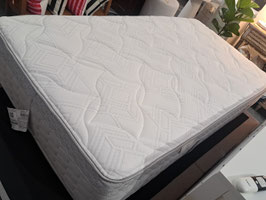 "Sealy Posturepedic" King Single Mattress