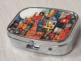 BRAND NEW Urban Cityscape Pill box