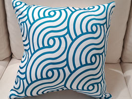 BRAND NEW Outdoor Waterproof Teal Retro Curves Cushion