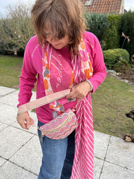 Samaya Bauchtasche bunte Zacken
