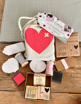 Loveria Geschenkanhänger Set mit Stempeln