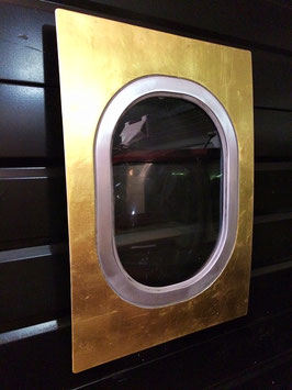 1 hublot A340 finition  feuilles d'or
