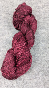 Alpakawolle mit Seide, handgefärbt "Scarlett"