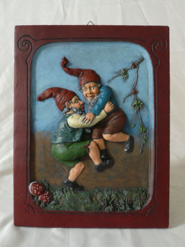 Gnomes dancing - relief wallplate