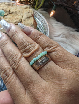Chrysopras Fingerring auf Gummiband