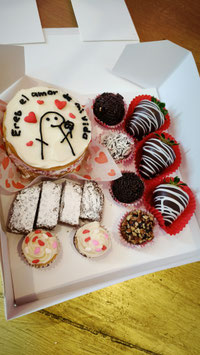 Caja de antojo cumpleañero Flork