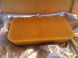 Lingot : Cire d'abeille brute 100 % naturelle
