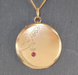 Medaillon-43 Rubin  Original Jugendstil