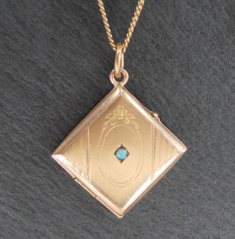 Medaillon-46 Edel Opal Original Jugendstil
