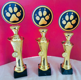 3 Serie Hundepfote Acryl auf goldenen Säulen TRIANGLE mit Emblem