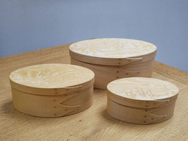 Shaker oval box Ahorn mit Sen- Esche