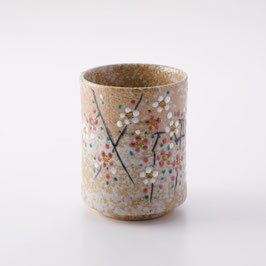 Yunomi Teacup "Koume" - Pflaumenblüte