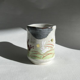 Yunomi Teacup "Hane-Usagi" - Hopping Rabbits