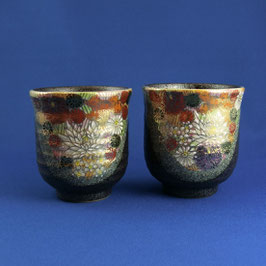 Kutani Paired Teacups "Hanazume" Gold floral