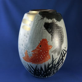 ☆Kutani vase "KOI carps" H. 24 cm