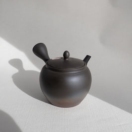 ☆Gyokko "Yôhen Kuro Marugata" 180 ml