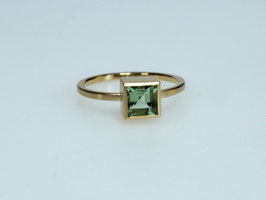 750er Goldring mit Turmalin Quadrat