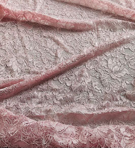 Rest K 2 Spitzenstoff mit Blumen Rose