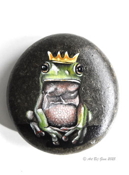 Prince Charming..... Kikker prins geschilderd op steen