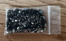 Pinch beads