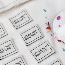 Etiquette La petite Maison Couture Life is a Party