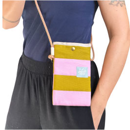 HANDYTASCHE / KLEINE UMHÄNGETASCHE / Grün-rosa