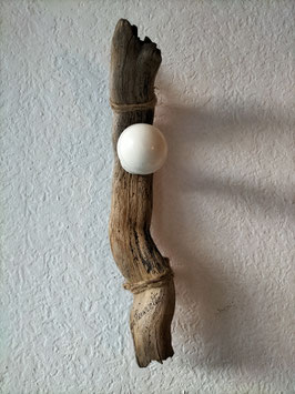 Patère en bois flotté