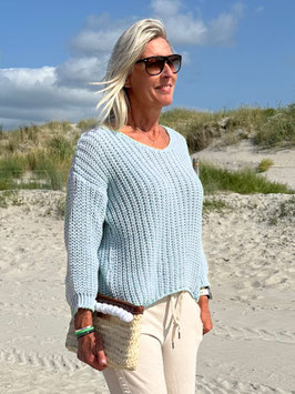 Grobstrick-Pulli in HELLBLAU. ONESIZE