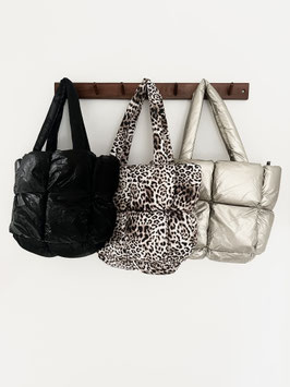 PUFFY-BAG in BLACK, LEO, oder SAND/GOLD.